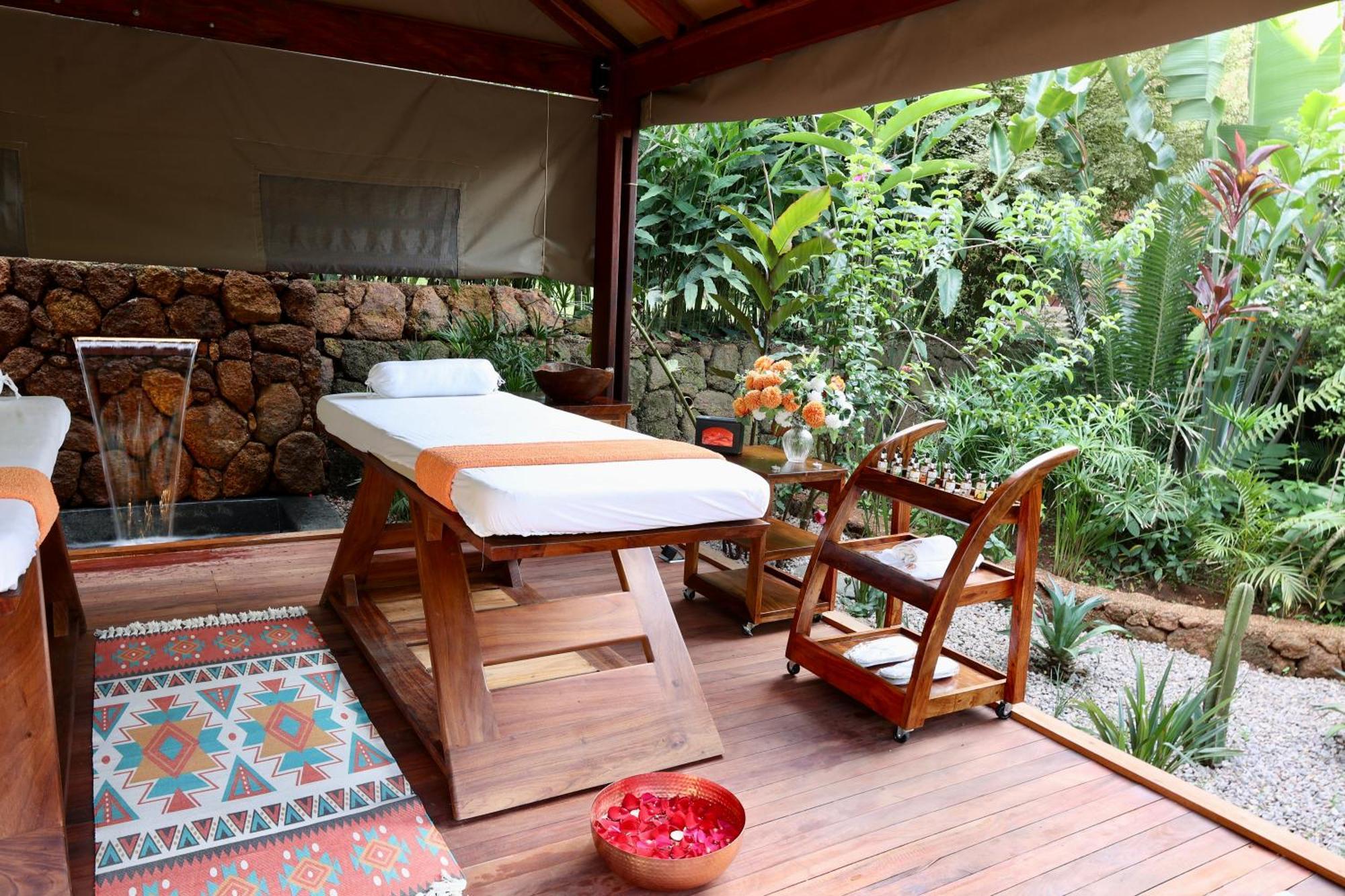 Divine Resort & Spa Kampala Eksteriør bilde